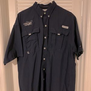 Mens large Columbia fishing shirt